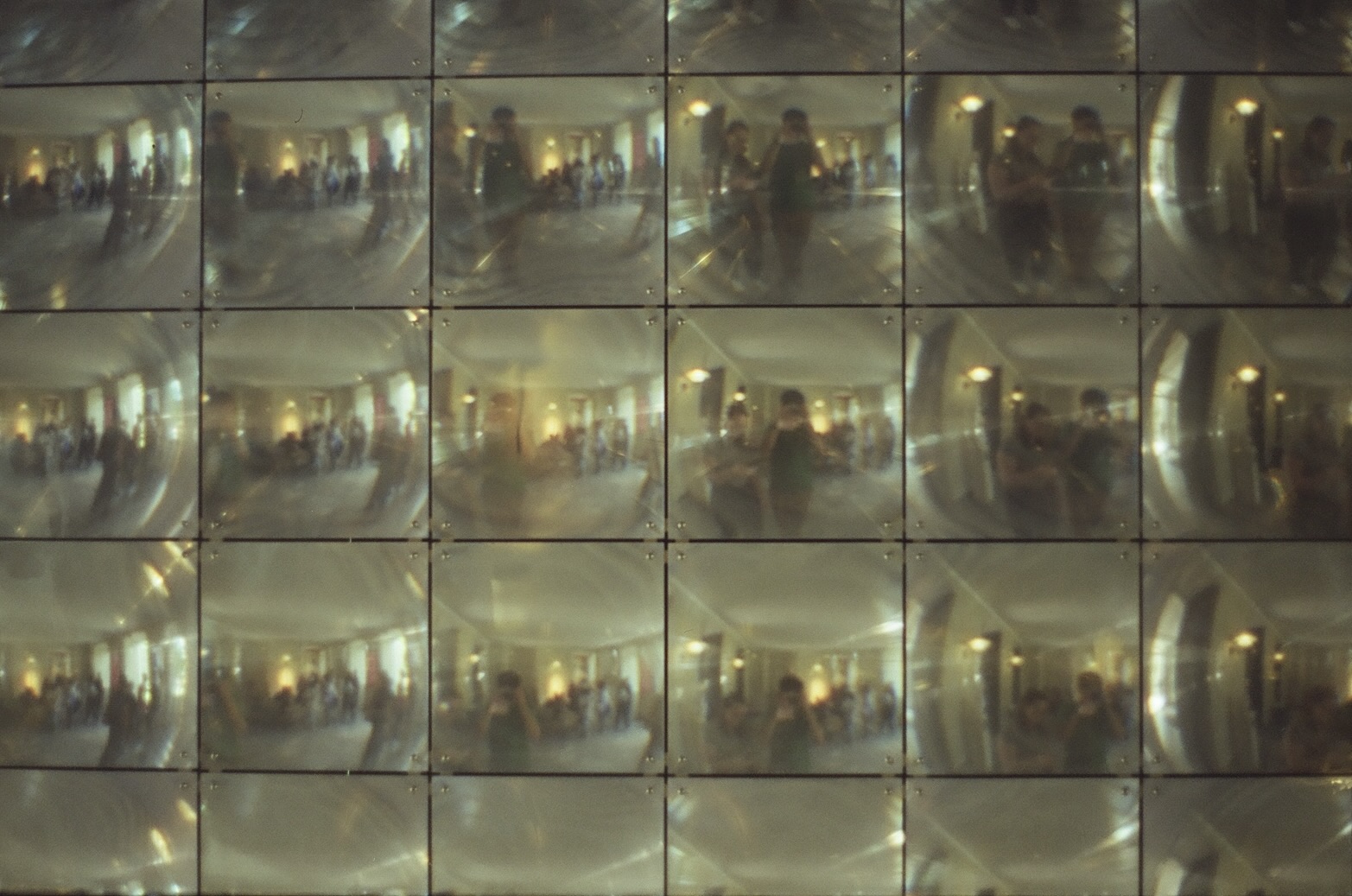museum mirror